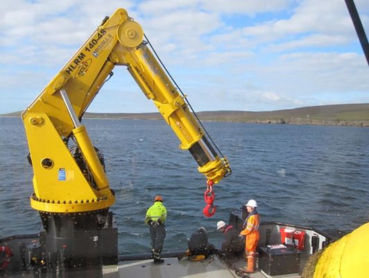 Оффшорное 2t - 30t морская высота палубного судового крана 40m поднимаясь энергосберегающая